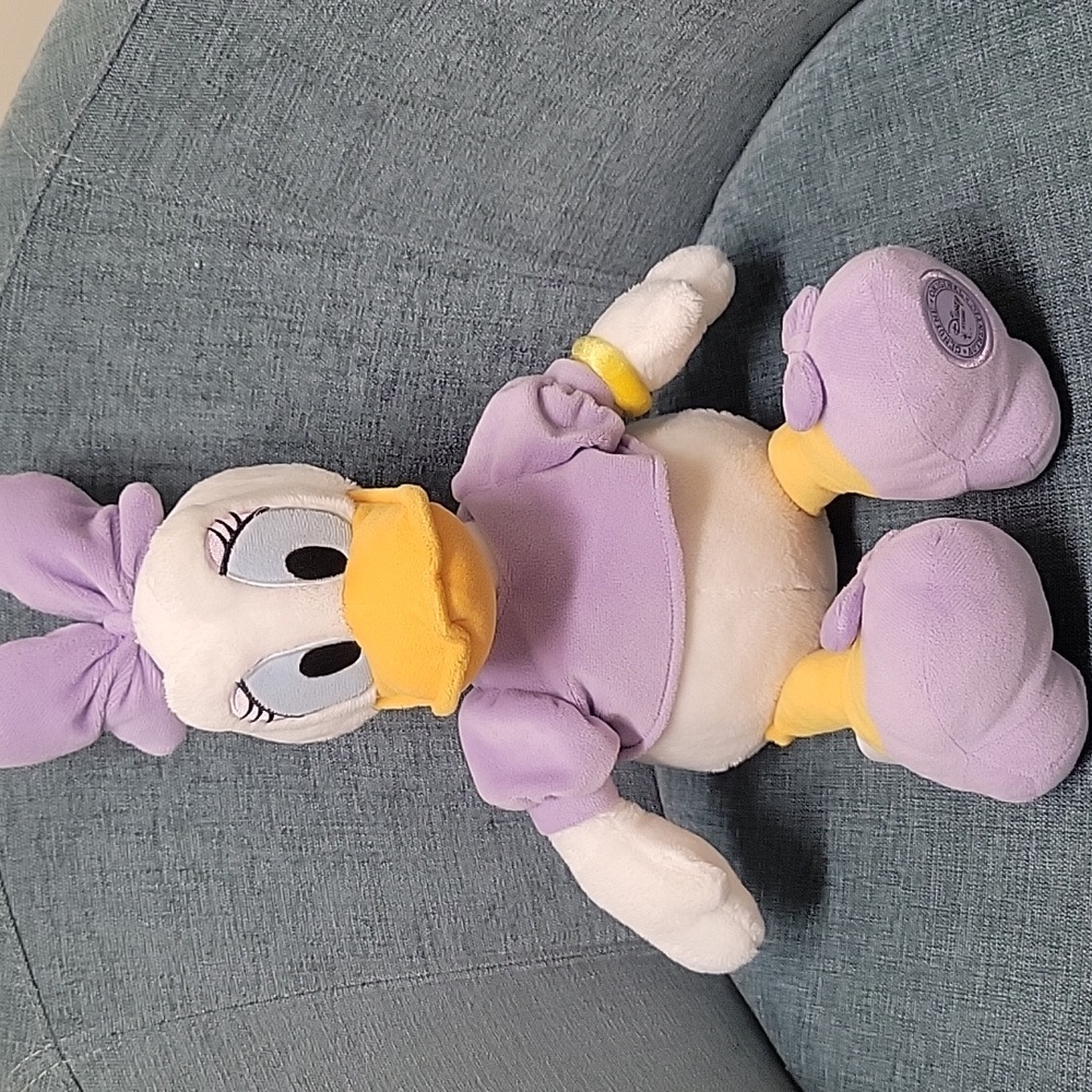 Disney Daisy Duck